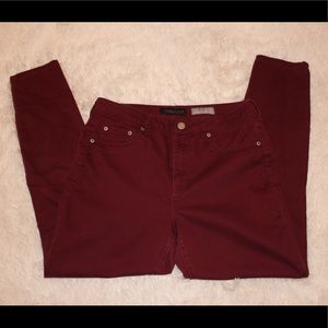 Aeropostale High Waisted Jegging